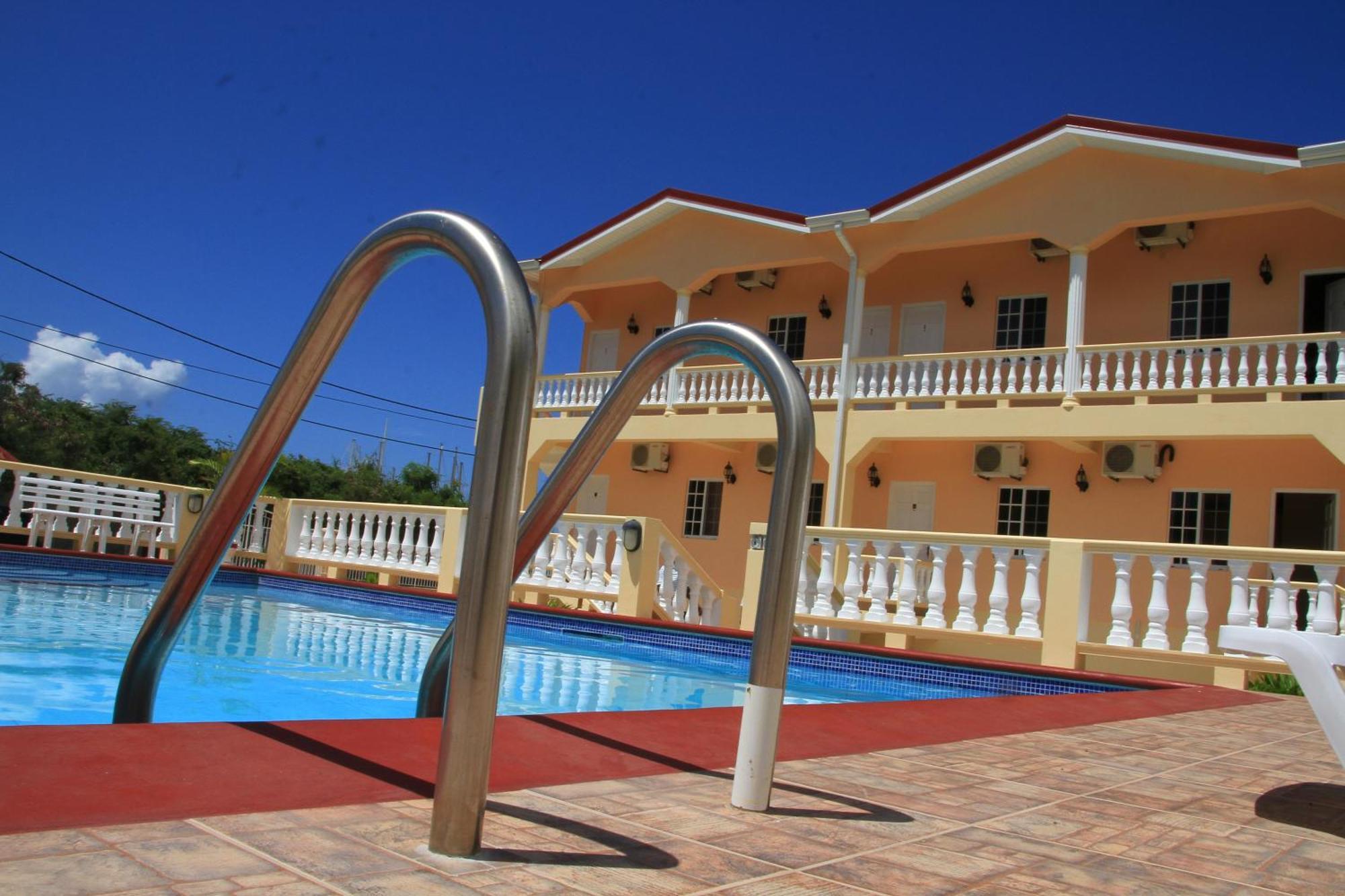 Yacht View Apartments True Blue Εξωτερικό φωτογραφία